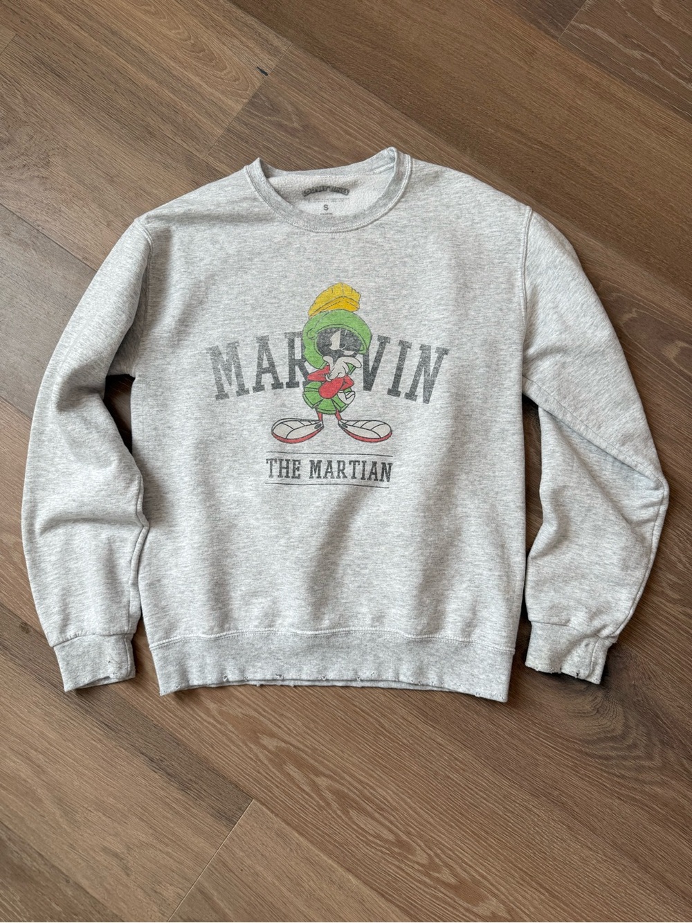 Marvin the Martian Graphic Crewneck Sweatshirt vintage 90s distressed size small